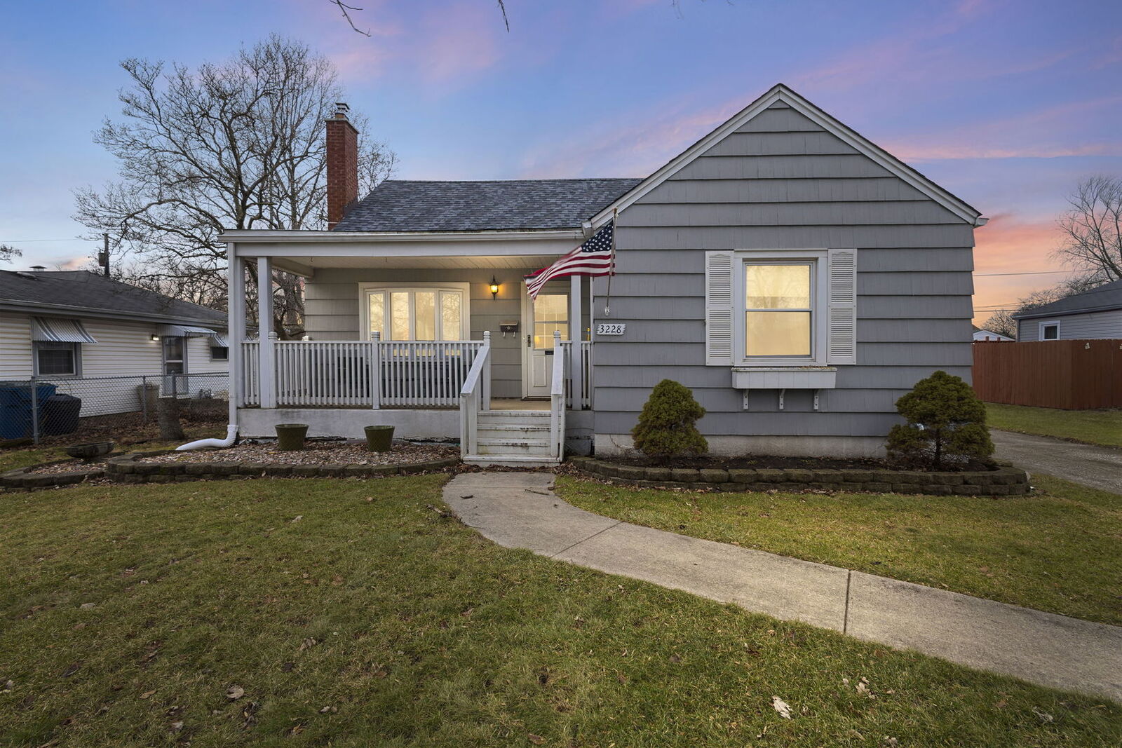 Property Photo: 3228 Peoria Street IL 60475