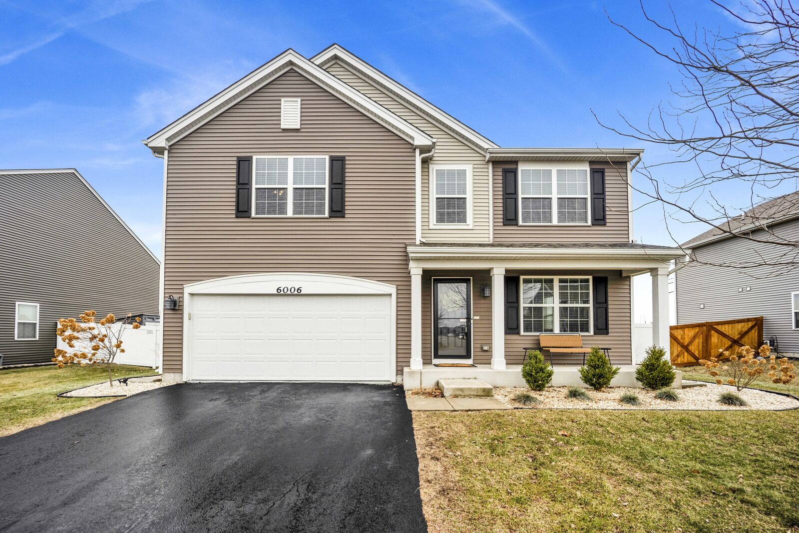 Property Photo: 6006 Winterhaven Drive IL 60431