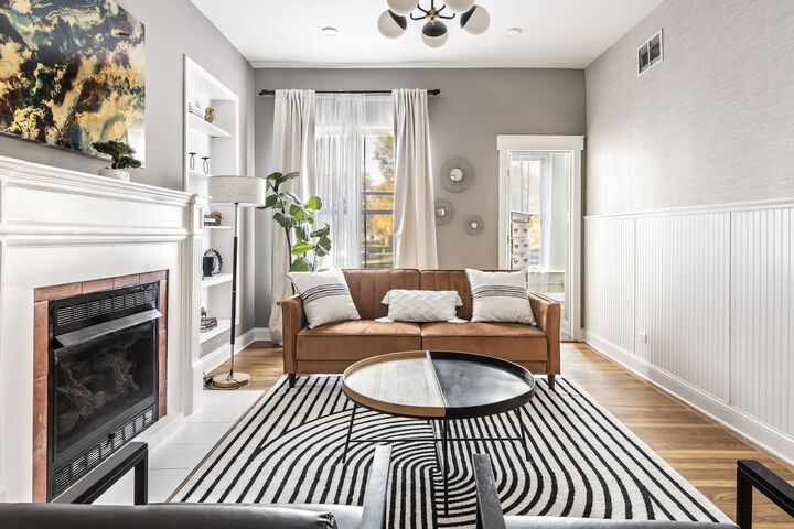 Property Photo:  5017 S Drexel Boulevard 101  IL 60615 