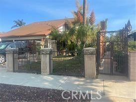 Property Photo:  1426 E Tam O Shanter  CA 91761 