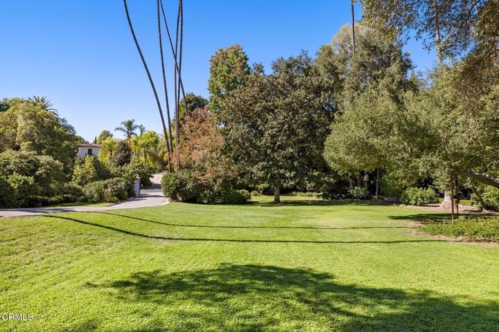 Property Photo:  262 S San Rafael Avenue  CA 91105 