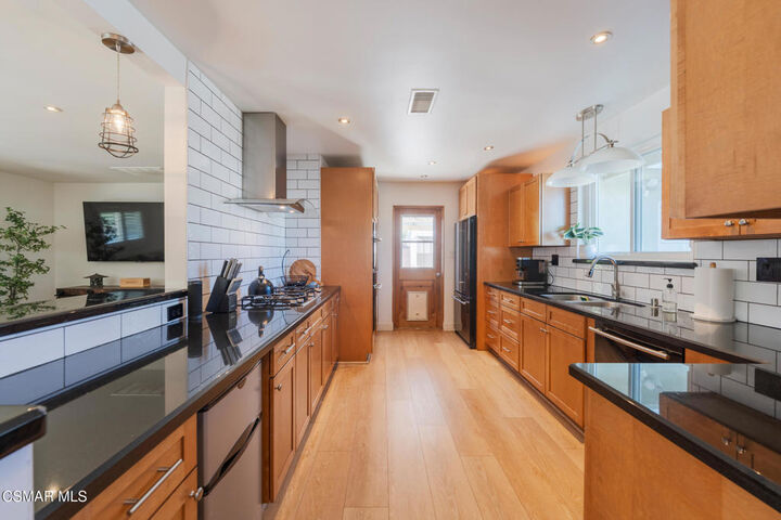 Property Photo:  1776 Kearney Avenue  CA 93065 