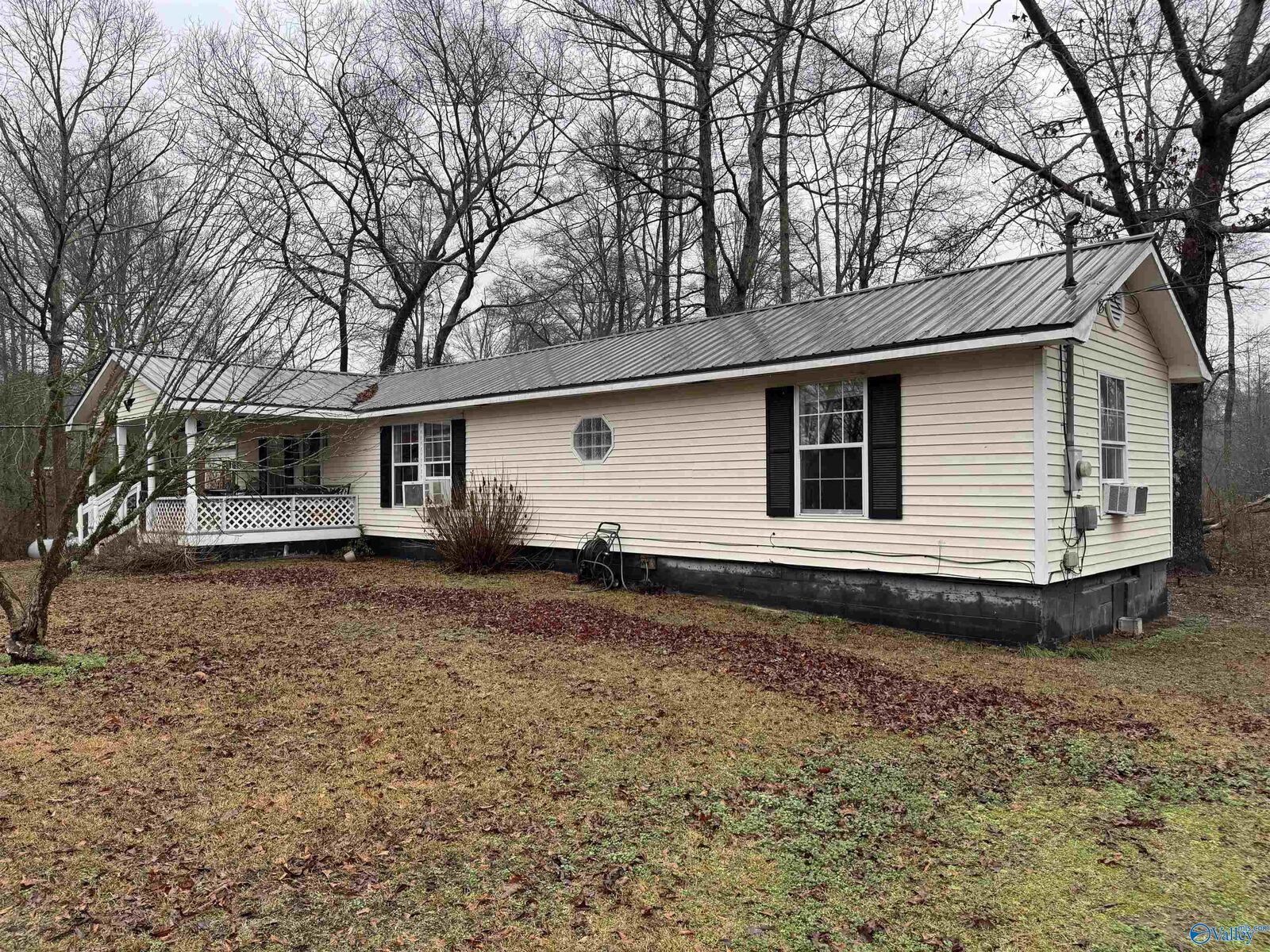 Property Photo:  277 Laser Drive  AL 35957 
