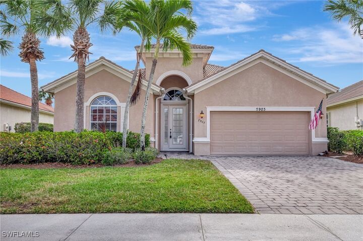 Property Photo:  7903 Founders Circle  FL 34104 