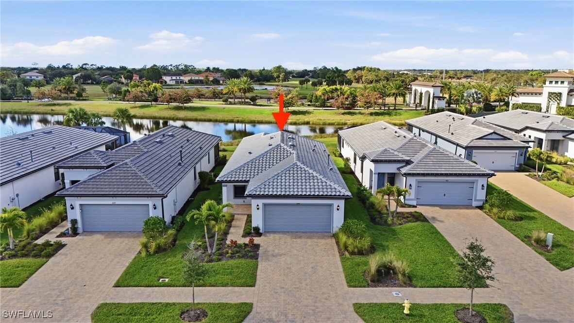 Property Photo:  1645 Serena Avenue  FL 34120 