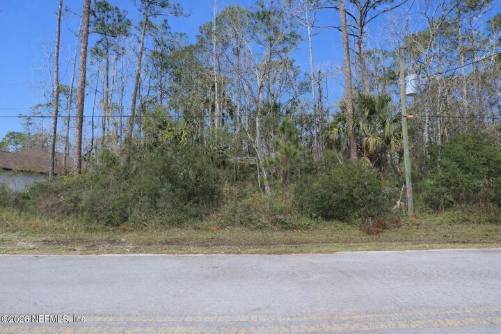 Property Photo:  86 Eric Drive  FL 32164 