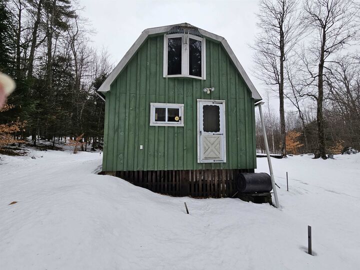 Property Photo:  362 Rabbit Path  NH 03740 