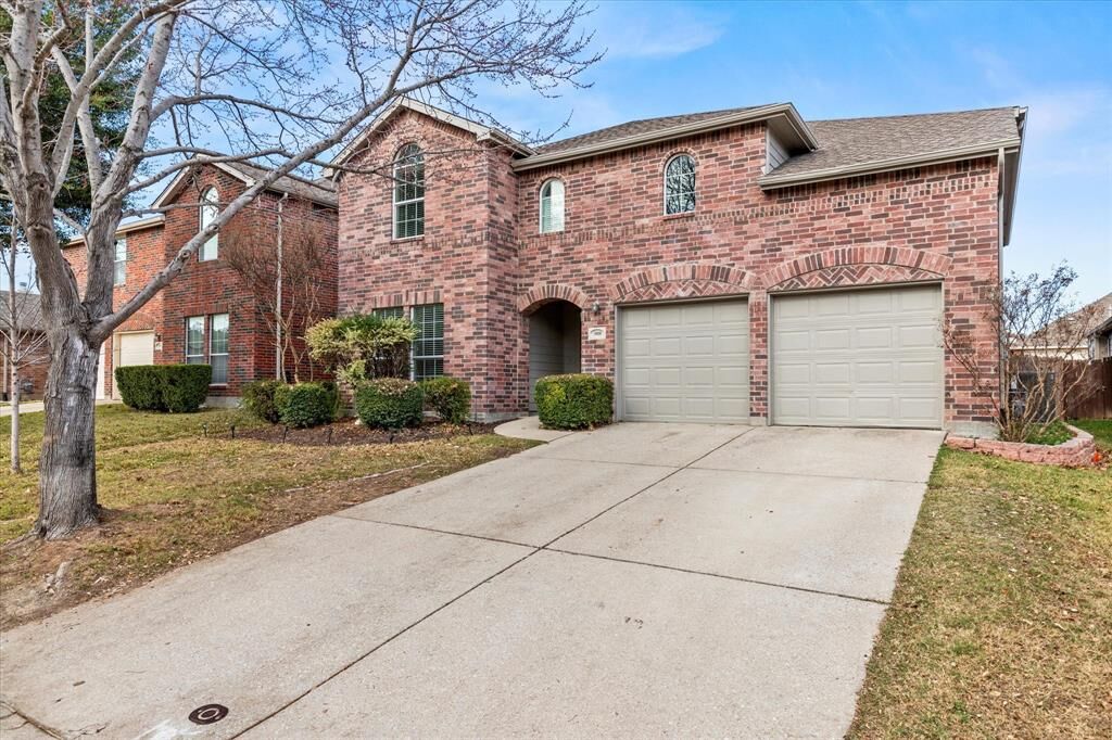 Property Photo: 5808 Mariposa Drive TX 75070