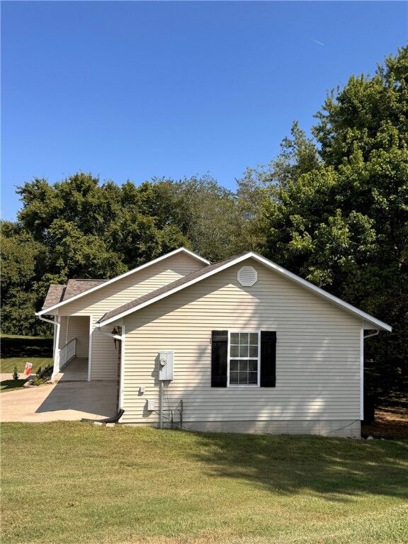 Property Photo:  808 Parkview Drive  AR 72601 