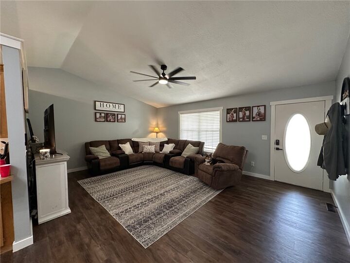 Property Photo:  808 Parkview Drive  AR 72601 
