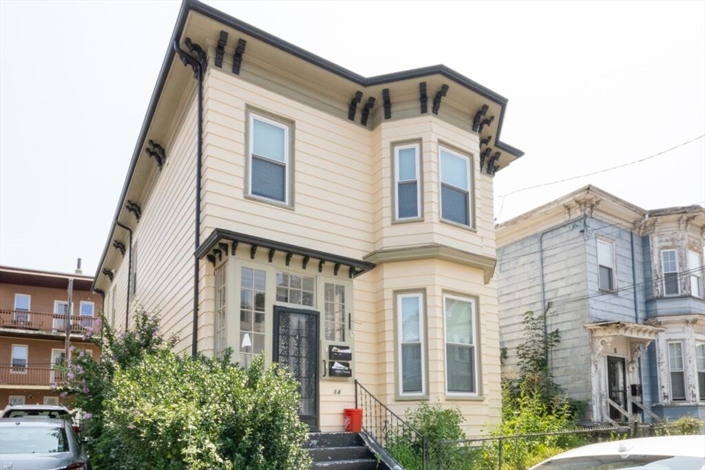 Property Photo:  14 Grant St  MA 02125 