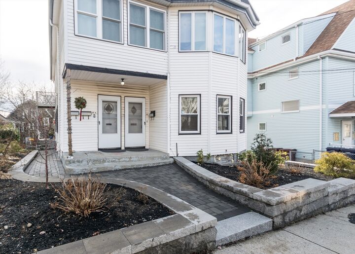 Property Photo:  17 Cleveland Ave 1  MA 02149 