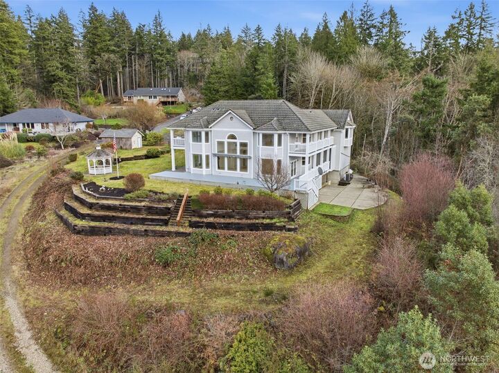 Property Photo:  457 E Victor Road  WA 98528 