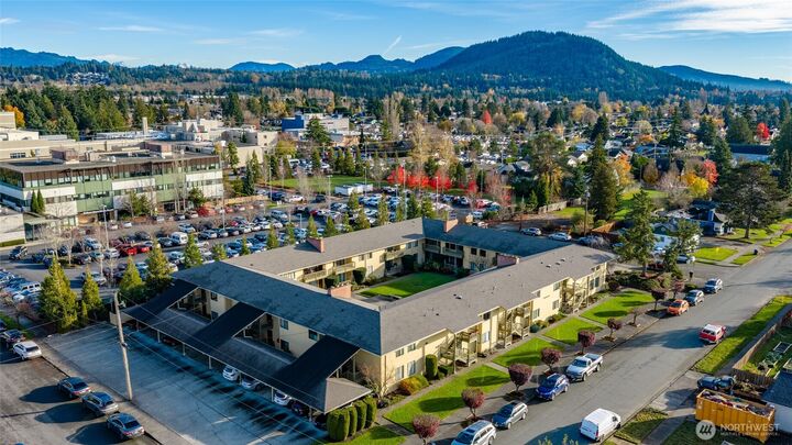 Property Photo: 310 S 11th Street 204 WA 98274