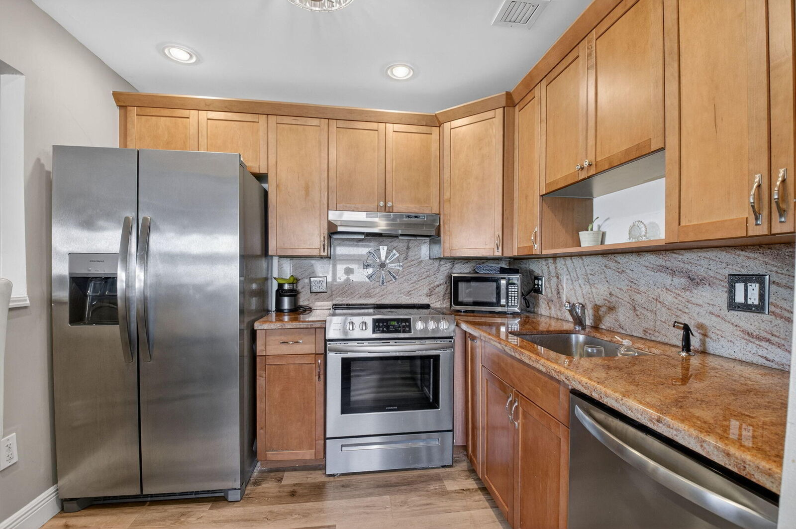 Property Photo:  170 Valencia H  FL 33446 