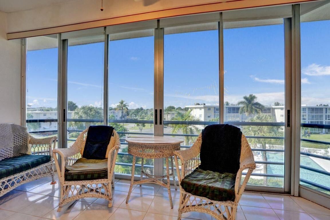 Property Photo:  2669 S Garden Drive 401  FL 33461 