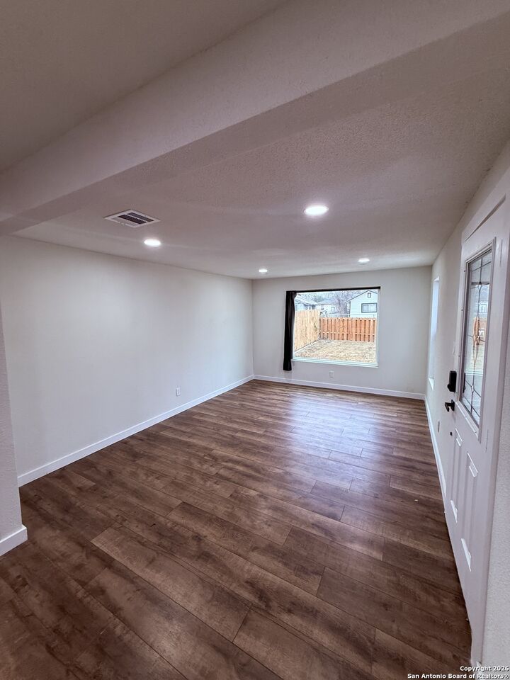 Property Photo:  146 Leroux  TX 78207 