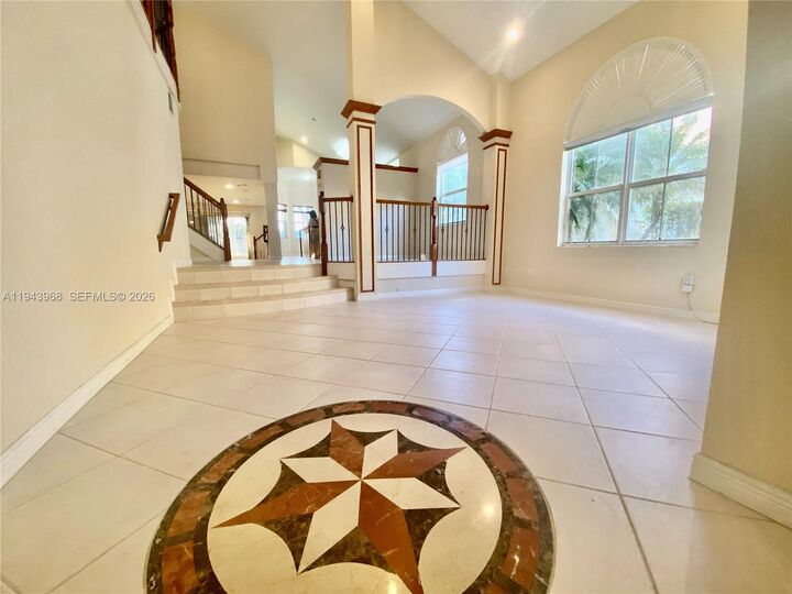 Property Photo: 1540 SW 171st Ter FL 33027
