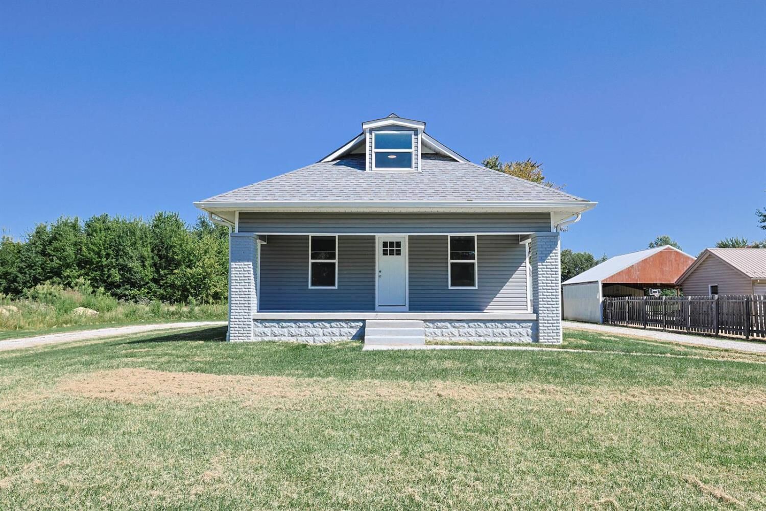 Property Photo:  6342 E County Road 300  IN 47031 