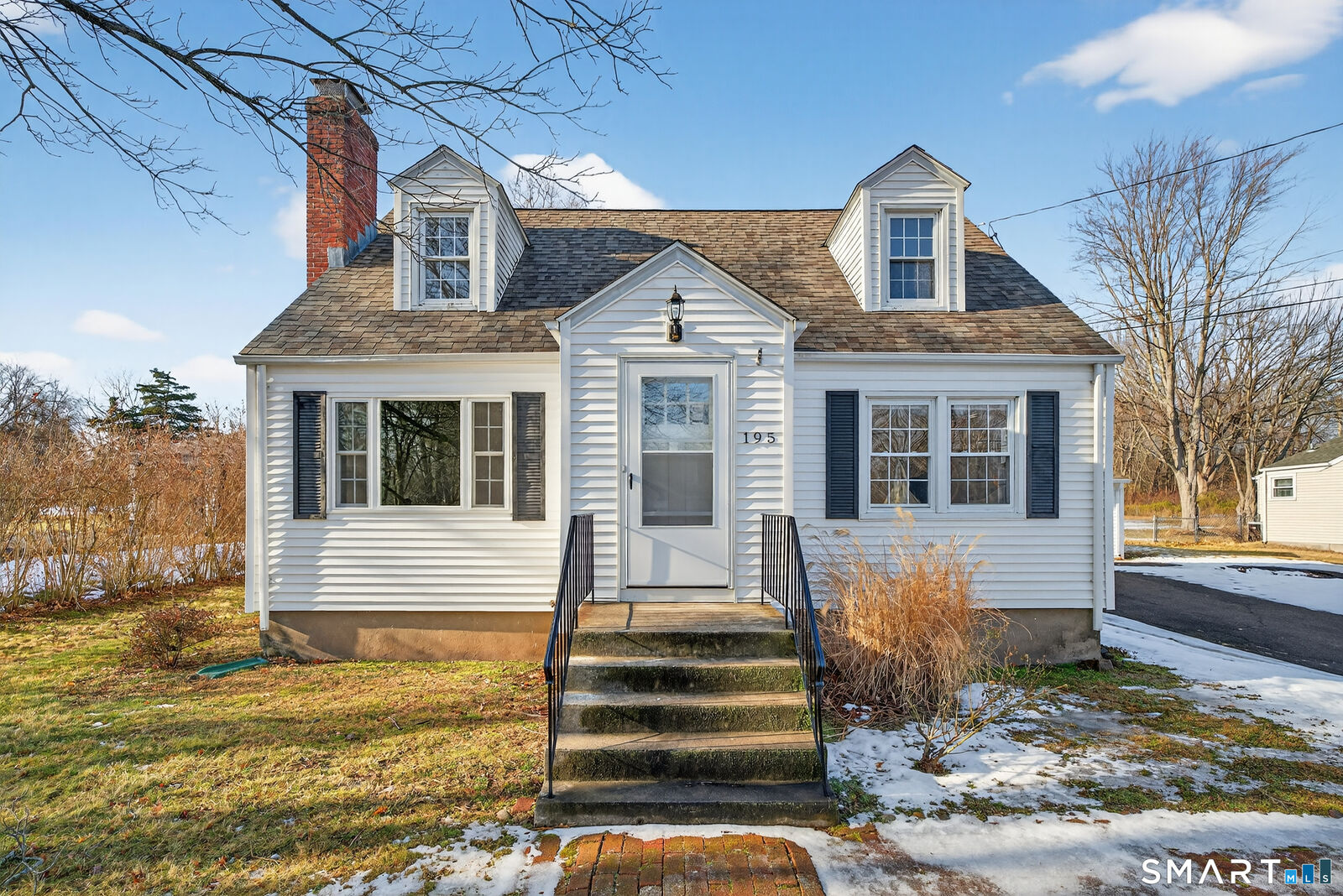 Property Photo:  195 Middletown Avenue  CT 06109 
