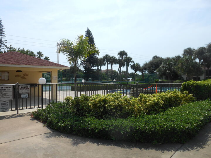 Property Photo:  220 S 5th Street  FL 32931 