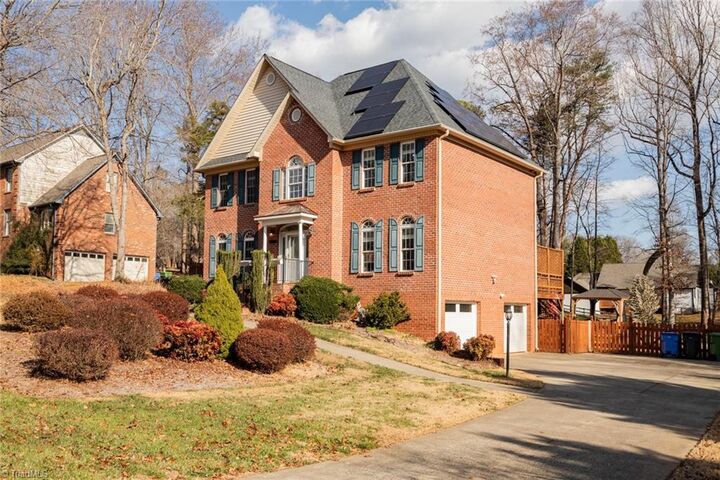 Property Photo:  621 Doe Run Drive  NC 27284 