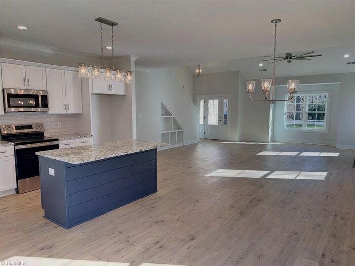 Property Photo:  4810 Selwyn Drive  NC 27104 