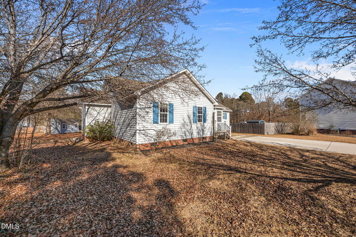 Property Photo:  6304 Walnut Glen Drive  NC 27592 