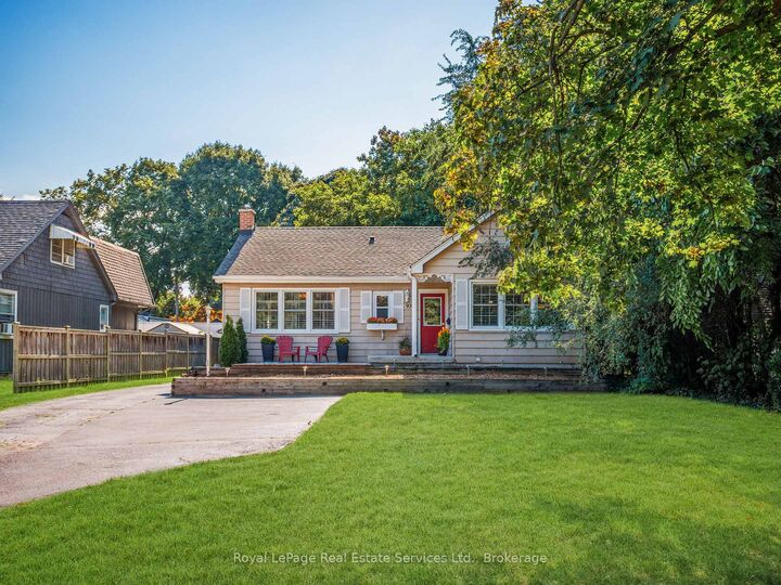 Property Photo: 938 King Road ON L7T 3L3