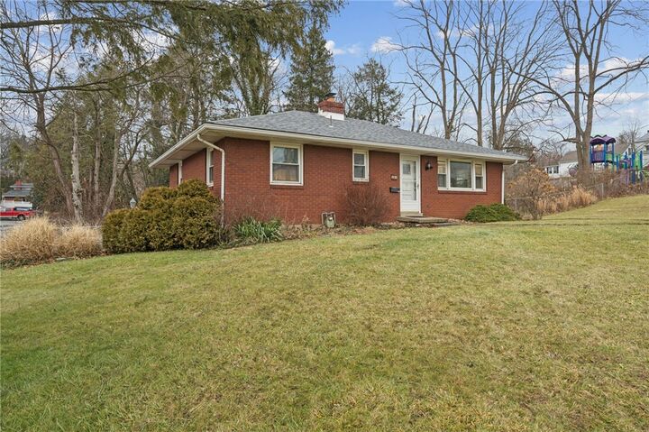 Property Photo:  131 O'Hara St  PA 15601 