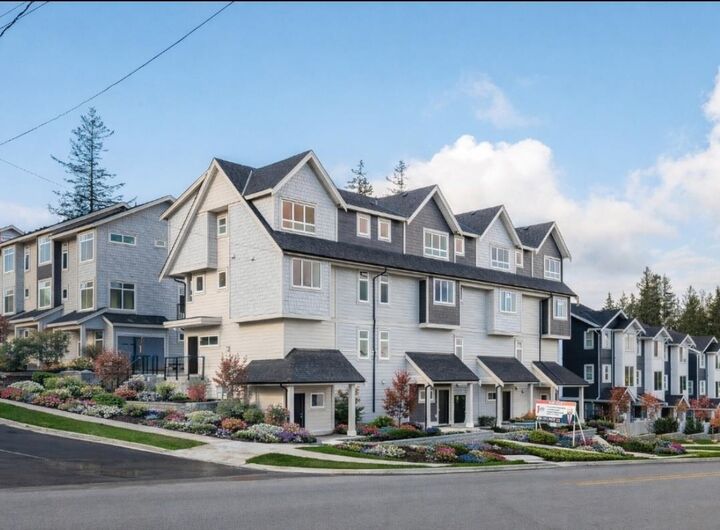 Property Photo:  14391 61A Avenue 16  BC V3X 0E5 