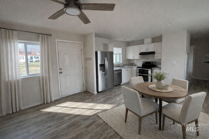 Property Photo: 1500 W 7th Street ID 83672