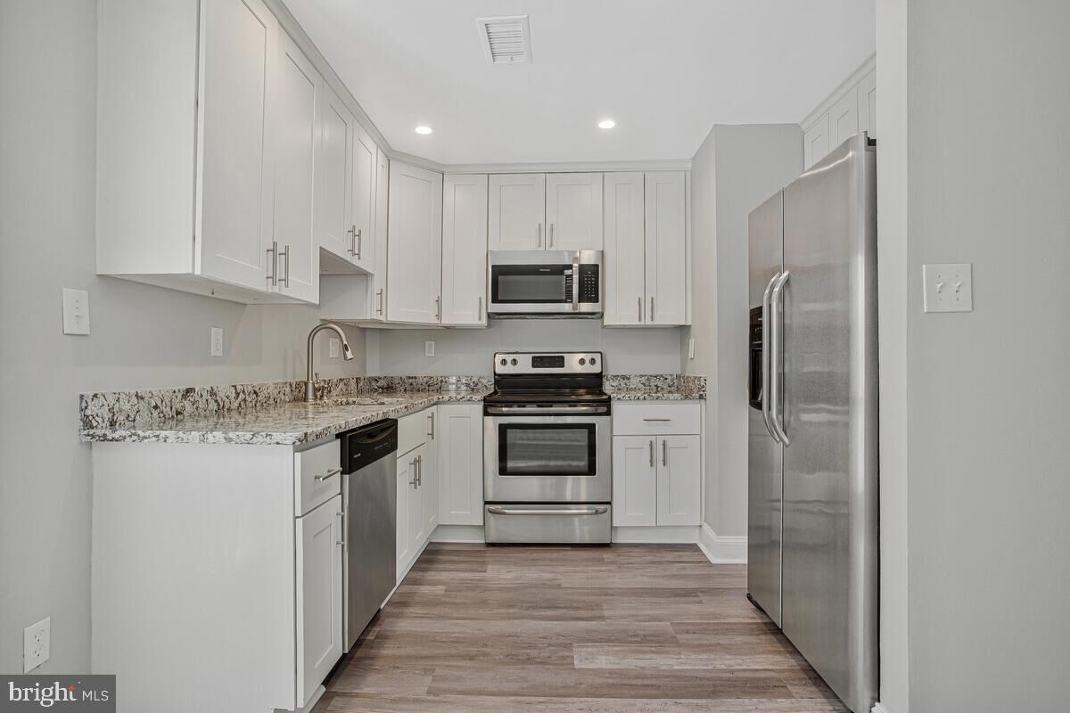 Property Photo:  1627 Riedel Road  MD 21114 