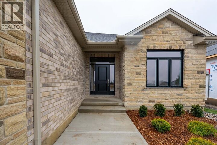 Photo de la propriété:  3576 Britt Boulevard  ON N0N 1E0 