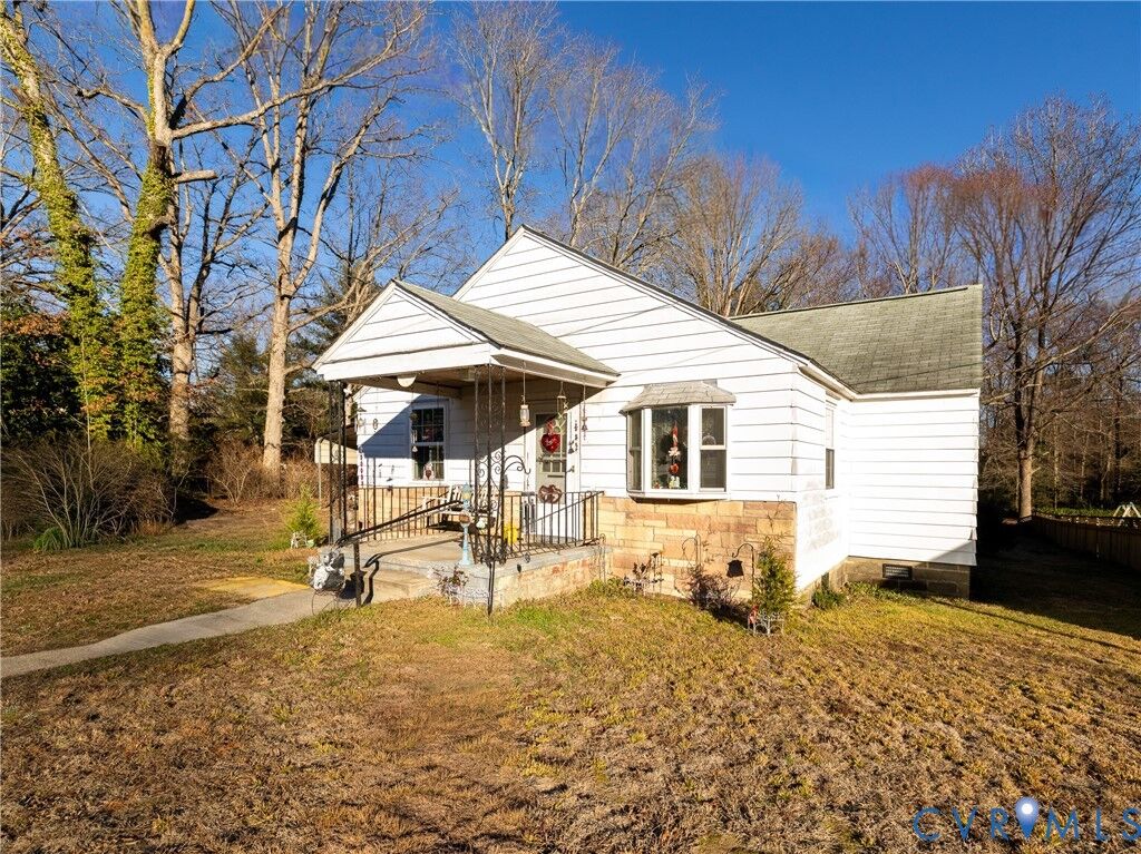 Property Photo:  515 Ruthers Road  VA 23235 