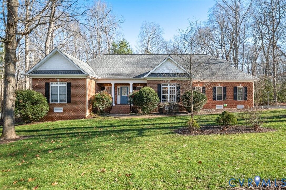 Property Photo:  11913 Woodbluff Court  VA 23838 