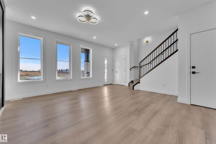 Property Photo:  3606 39 Avenue  AB T4X 2C5 