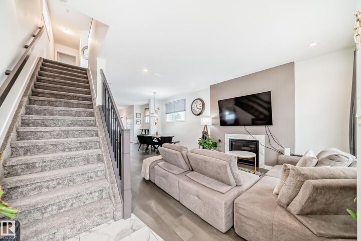 Property Photo:  12345 85 Street NW  AB T5B 3H1 