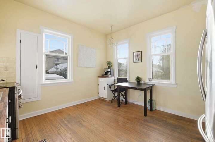 Property Photo:  11515 101 Street NW  AB T5G 2B2 