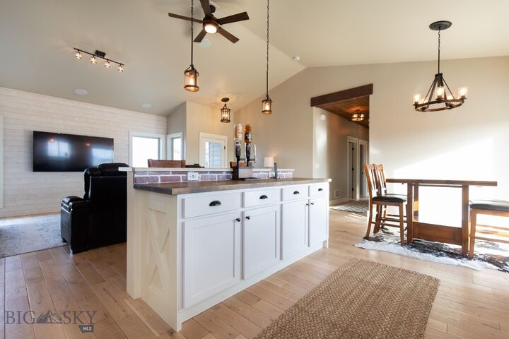 Property Photo:  20 Star View Drive  MT 59752 