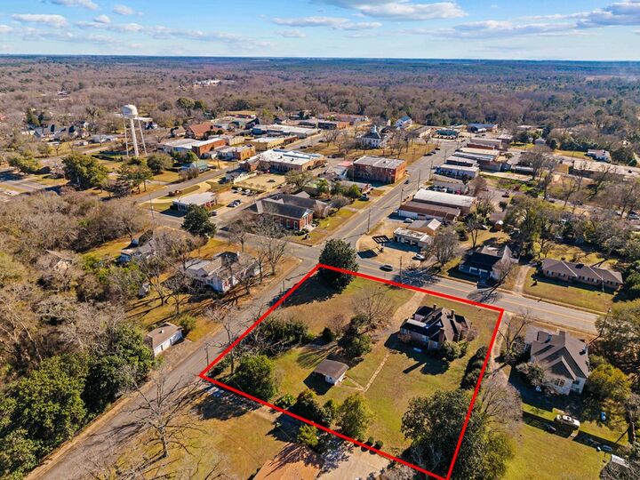 Property Photo: 104 3rd Avenue GA 31803