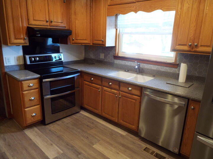 Property Photo: 407 Standifer Circle TN 37327