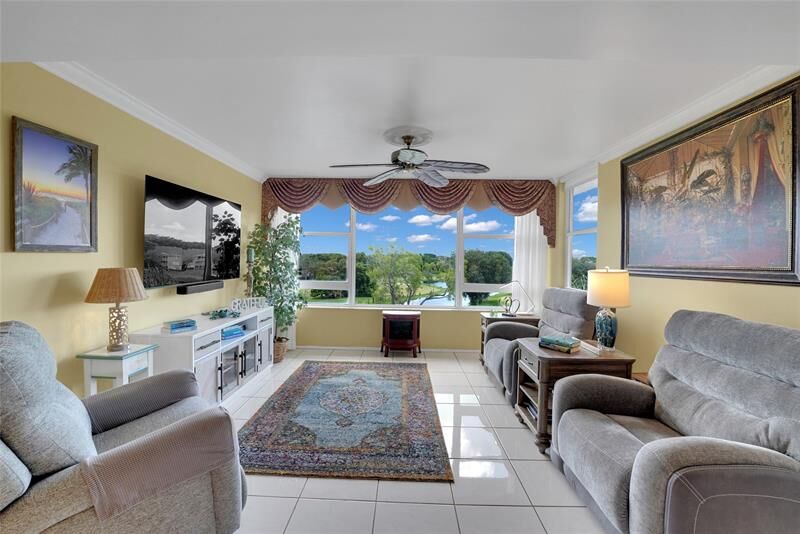 Property Photo:  4145 Cypress Reach Ct 505  FL 33069 