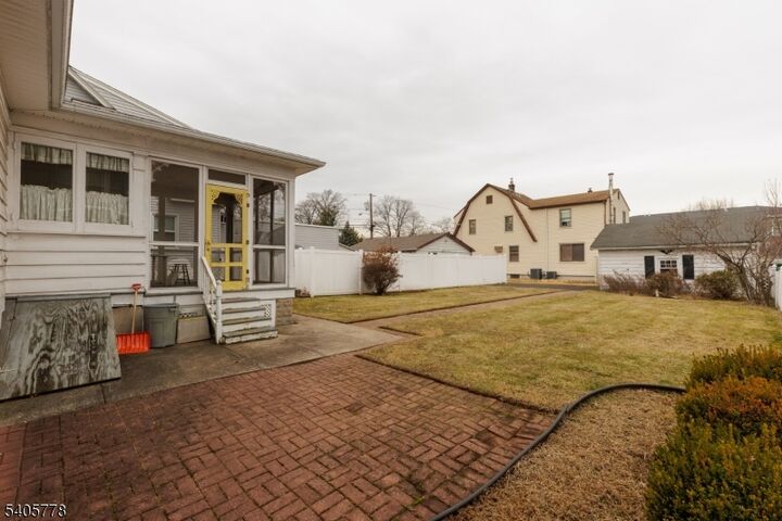 Property Photo:  142 W Gibbons St  NJ 07036 
