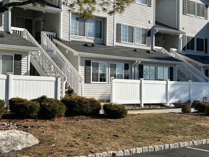 Property Photo:  61 Cheswich Court  NJ 07921 