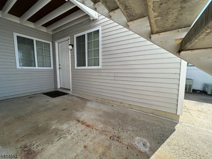 Property Photo:  61 Cheswich Court  NJ 07921 