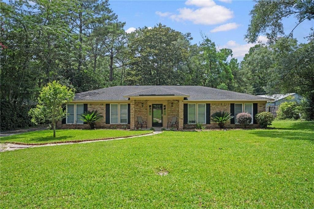 Property Photo:  2858 Lynndell Drive  AL 36695 