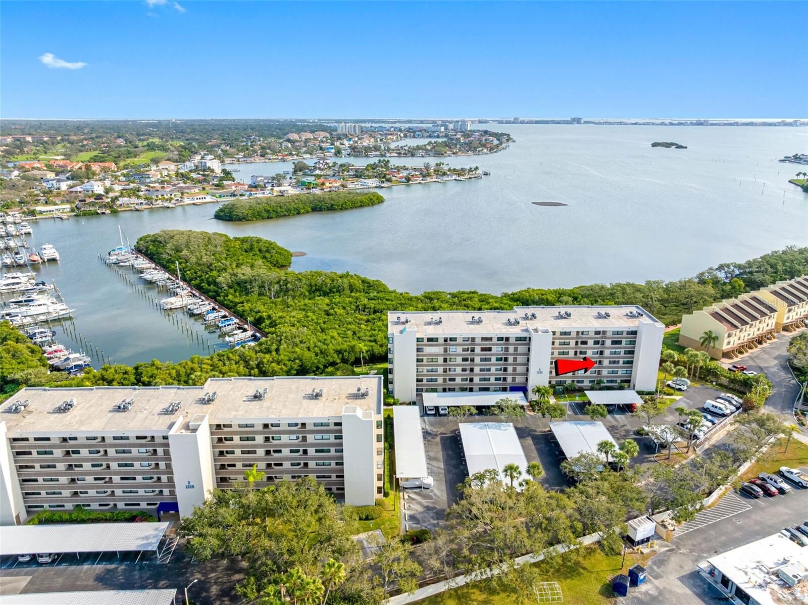 Property Photo:  1332 Pasadena Avenue S 307  FL 33707 