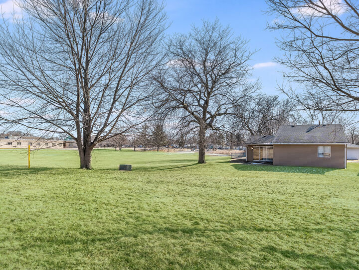 Property Photo:  828 Mulford Lane  IL 60431 