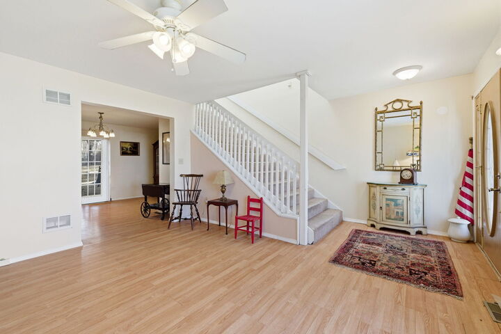 Property Photo:  1120 S Hamilton Street  IL 60441 